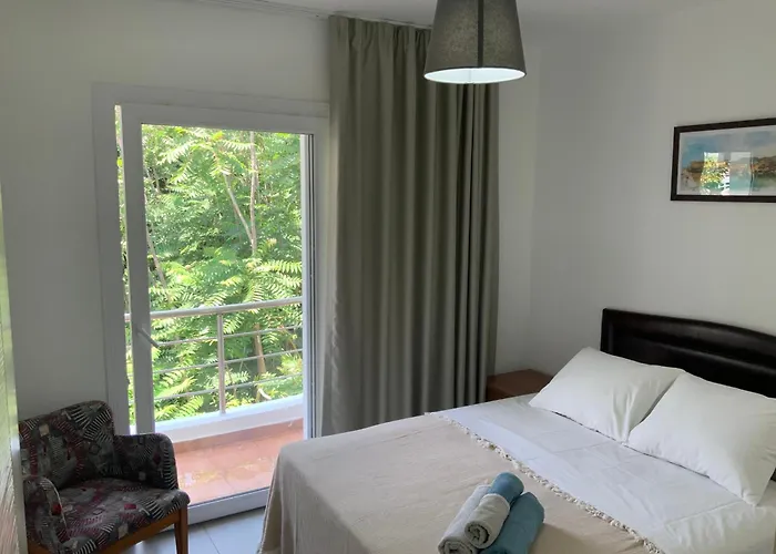 Apartment In Kyrenia, Cyprus